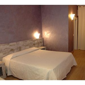 Camera con letto queen size
